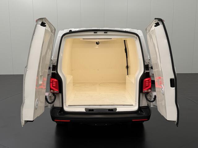 Volkswagen TRANSPORTER 2.0TDI 204Pk DSG Automaat 4x4 Koelauto | 4 Motion | Navigatie | Camera | Cruise | Led | Achterdeuren