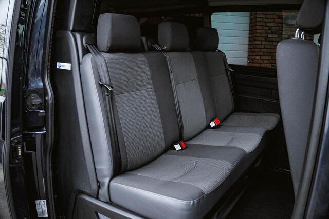 Volkswagen TRANSPORTER 2.0 TDI 150PK DSG L2H1 DUB/CAB LED Trekhaak Camera