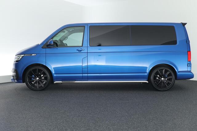 Volkswagen TRANSPORTER 2.0 TDI 150pk DSG L2H1 DC Bulli Trekhaak Camera Leder ACC Stoelverwarming Virtual Cockpit Navigatie