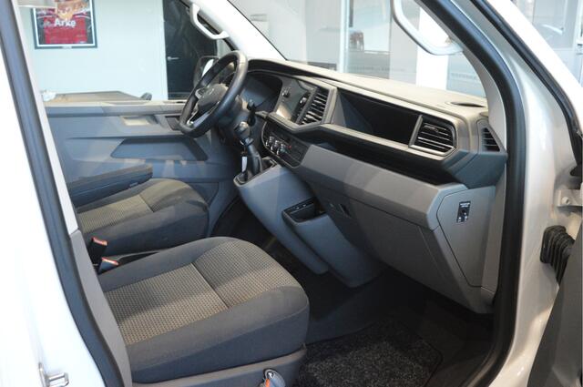 Volkswagen TRANSPORTER 2.0 TDI L2H1 navi airco cruise pdc trekhaak 110 pk !!