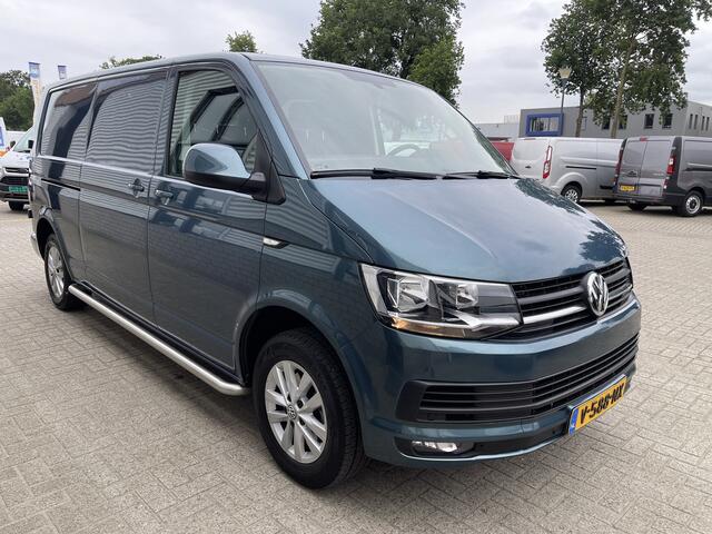 Volkswagen TRANSPORTER 2.0 TDI 150pk DSG automaat L2H1 Highline / vaste prijs rijklaar ¤ 24.950 marge / lease vanaf ¤ 407 / airco / cruise / navi / camera / trekhaak 2500 kg / pdc voor en achter !