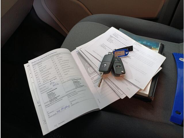 Volkswagen TRANSPORTER 2.0 TDI L2H1 DC Comfortline