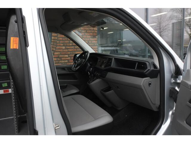 Volkswagen TRANSPORTER 2.0 TDI DSG 150pk L1H1 32 Navigatie, 3 zits