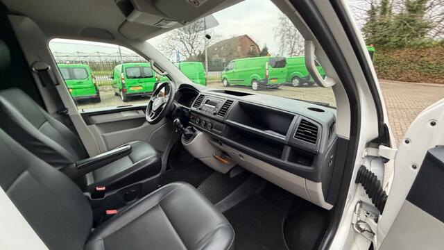 Volkswagen TRANSPORTER 2.0 TDI 84KW 115PK L2H1 EURO 6 AIRCO/ TTEKHAAK/ CRUISE CONTROL/ 100% DEALERONDERHOUDEN