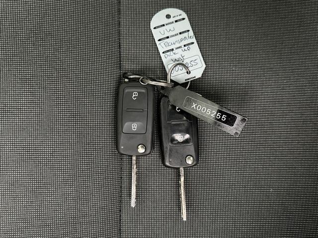 Volkswagen TRANSPORTER 2.0TDI Open Laadbak Lang | 3-Zits | 2200Kg Trekhaak