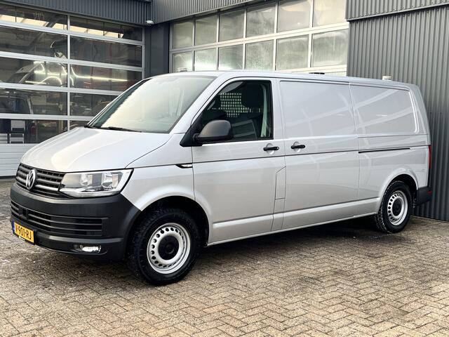 Volkswagen TRANSPORTER 2.0 TSI L2H1 Benzine / CNG Dubbele Schuifdeur Airco Cruise controle Bpm vrij Trekhaak Klep achter Omvormer Kastinrichting Standkachel Euro 6 Benzine Ideaal voor ombouw naar Camper !! Lang achterklep