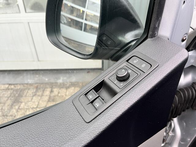 Volkswagen TRANSPORTER 2.0 TSI L2H1 Benzine / CNG Dubbele Schuifdeur Airco Cruise controle Bpm vrij Trekhaak Klep achter Omvormer Kastinrichting Standkachel Euro 6 Benzine Ideaal voor ombouw naar Camper !!
