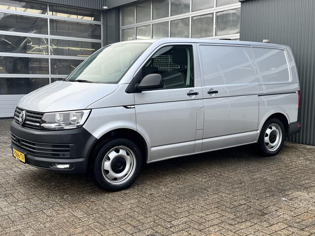 Volkswagen TRANSPORTER 2.0 TSI L1H1 Benzine /CNG Dubbele Schuifdeur Airco Cruise controle Bpm vrij Trekhaak Klep achter Omvormer Kastinrichting Standkachel Euro 6 Benzine Ideaal voor ombouw naar Camper !!
