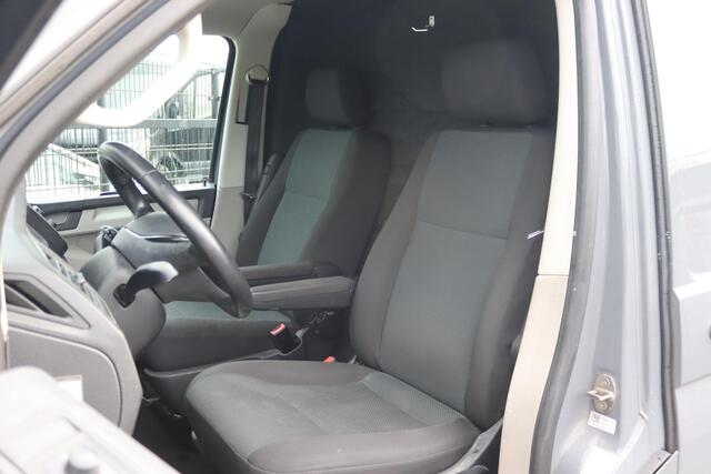 Volkswagen TRANSPORTER 2.0 TDI L2H1 Highline Dubbele Schuifdeur, Trekhaak, Cruise Control, Apple Carplay/Android Auto,