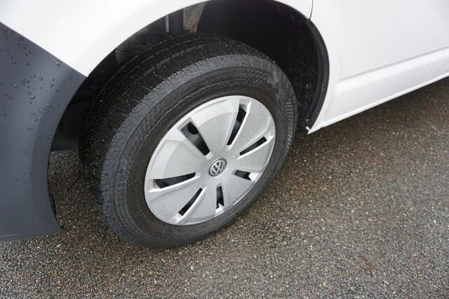 Volkswagen TRANSPORTER 110pk L2H1 Trekhaak Parkeersensoren Apple carplay Parkeersensoren Cruise control