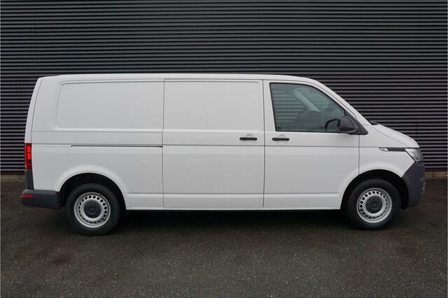 Volkswagen TRANSPORTER 150pk Automaat L2H1 Apple Carplay Navi Parkeersensoren Stoelverwarming
