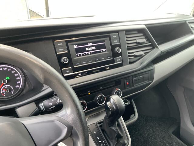 Volkswagen TRANSPORTER 2.0 TDI L2H1 28 Airco Cruise Alu Velg Side Bar Leer Trekhaak 2500 kg Alu Velg Euro 6