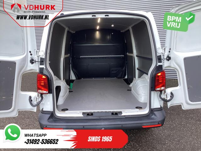 Volkswagen TRANSPORTER 2.0 TDI 150 pk DSG Aut. L2 Carplay/ 2x Schuifdeur/ Stoelverw./ Airco/ Cruise/ PDC V+A/ Trekhaak