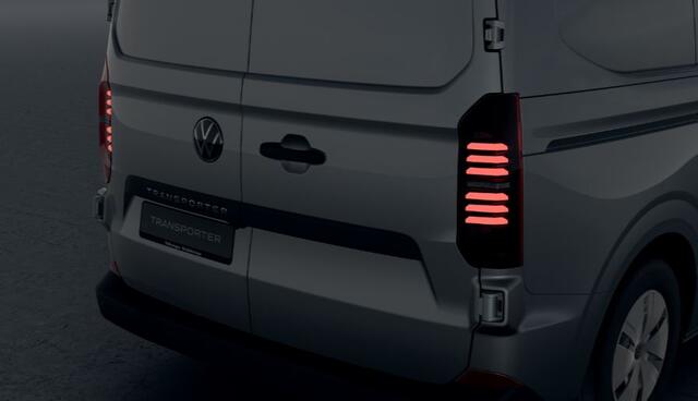 Volkswagen TRANSPORTER L1H1 2.0 TDI 110PK Life-Intro / Direct leverbaar / BPM-vrij .