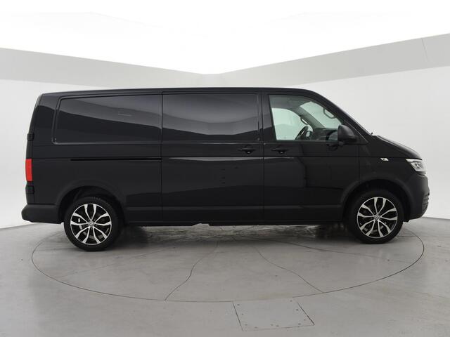 Volkswagen TRANSPORTER T6.1 2.0 TDI 150 PK DSG AUT. L2H1 + 18 INCH | LED | APPLE CARPLAY | COMFORTSTOELEN | NAVIGATIE