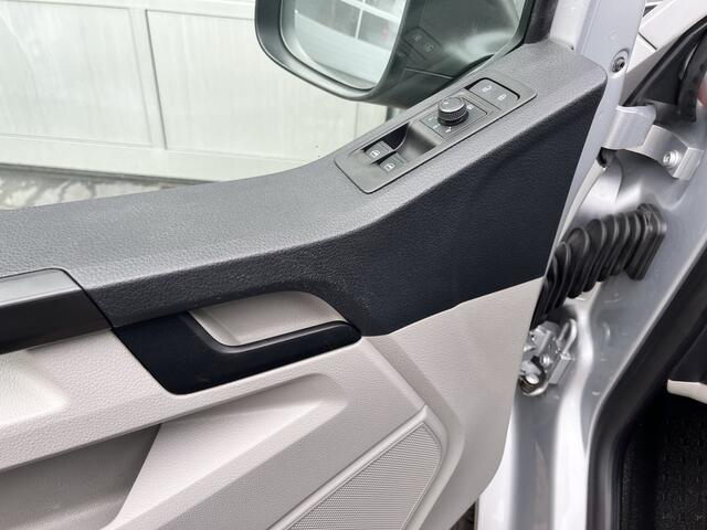 Volkswagen TRANSPORTER 2.0 TSI L2H1 Benzine / CNG Dubbele Schuifdeur Airco Cruise controle Bpm vrij Trekhaak Klep achter Omvormer Kastinrichting Standkachel Euro 6 Benzine Ideaal voor ombouw naar Camper !!