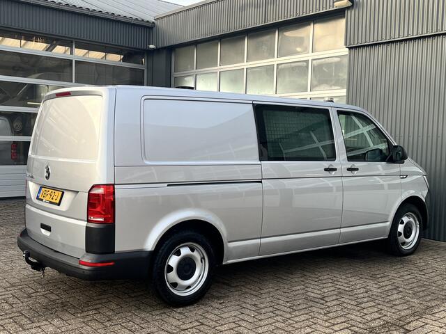 Volkswagen TRANSPORTER 2.0 TSI L2H1 204pk DSG Automaat Dubbele schuifdeuren Airco Adaptive Cruise Navigatie Pdc V/A Trekhaak 2500kg Lange wielbasis Lang Bpm vrij voor prive gebruik Kastinrichting Comfort stoelen met zijairbag i