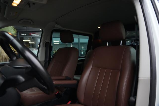 Volkswagen TRANSPORTER 2.0 TDI L2H1 DC Highline 204pk AppleCarplay/Trekhaak/ACC