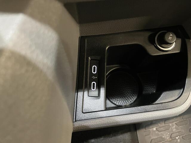 Volkswagen TRANSPORTER 2.0 TDI L1H1 Comfortline 150 PK DSG Airco Cruise Control Stoelverwarming Trekhaak 2X Schuifdeur Achterklep