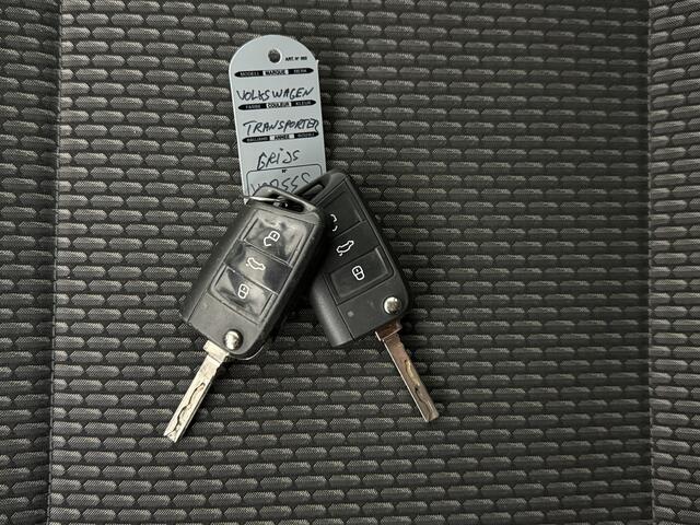 Volkswagen TRANSPORTER 2.0TDI 150PK Lang Dubbele Cabine Bulli | Digital Cockpit | Led | Navigatie | Privacyglass