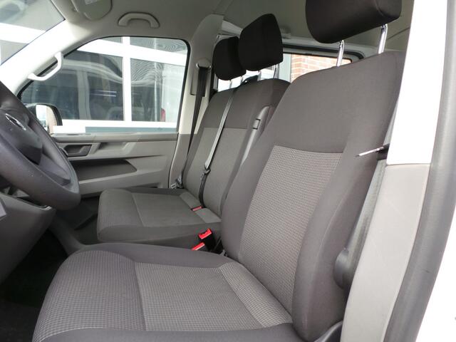 Volkswagen TRANSPORTER Kombi 2.0 TDI L1H1 9persoons Airco, 9 Personenbus 24,950ex btw.