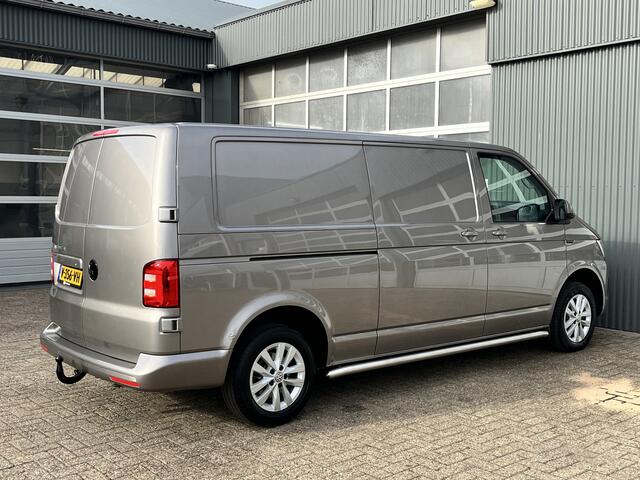 Volkswagen TRANSPORTER 2.0 TDI L2H1 150pk Automaat DSG 2x schuifdeur Airco Cruise controle Trekhaak 2500kg trekgewicht 2-Persoons Telefoonverbinding Apple carplay Sitebars Euro 6 Dubbele schuifdeur Bpm vrij Bestel