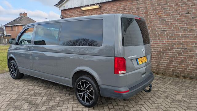 Volkswagen TRANSPORTER 2.0 TDI L2H1 DC - Aut. - Camera