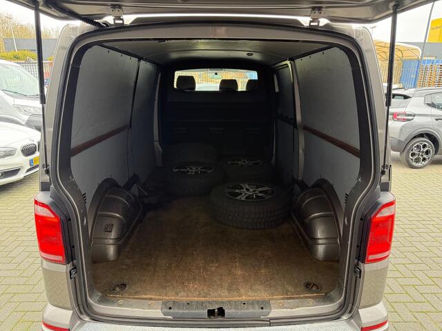 Volkswagen TRANSPORTER 2.0 TDI L2H1 DC Highline | 2E EIGENAAR | NW DISTR RIEM | NAVI | CAMERA | CRUISE |AIRCO |