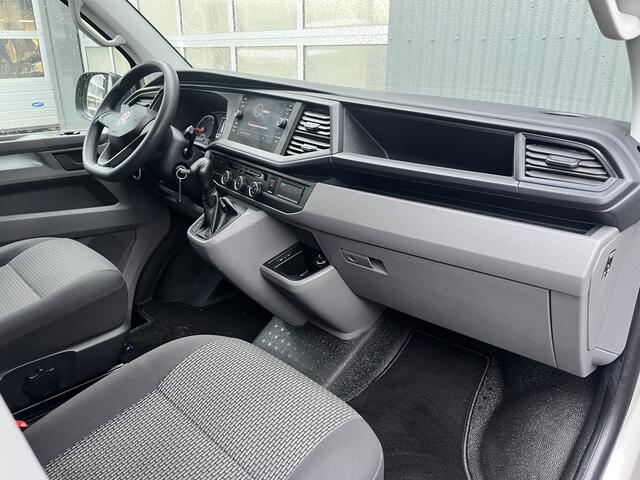 Volkswagen TRANSPORTER 2.0 TDI L1H1 150Pk Airco Cruise controle 2-Persoons Telefoonverbinding Apple carplay Achterklep Zijruit Navigatiesysteem Euro 6 Dealer onderhouden