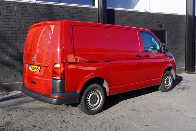 Volkswagen TRANSPORTER 2.0 TDI 150PK Automaat EURO 6 - Airco - Cruise - PDC - ¤ 15.900,- Excl.