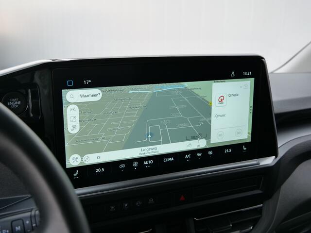 Volkswagen TRANSPORTER 2.0 TDI L2H1 30 Bulli Trekhaak / Camera / Carplay / Stoelverwarming