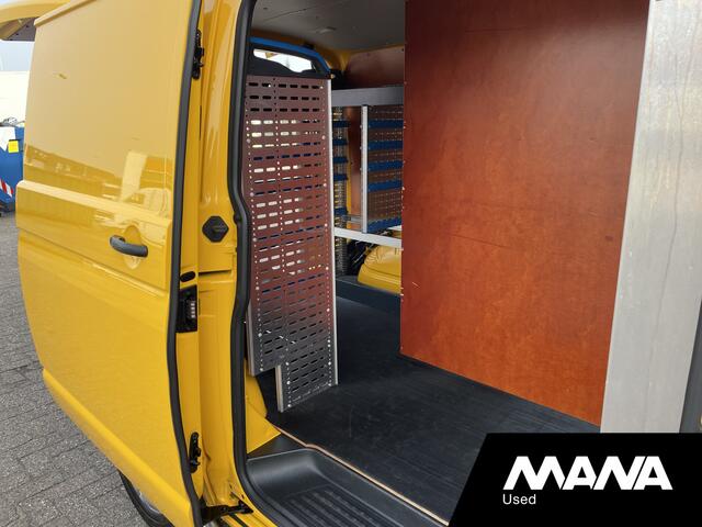 Volkswagen TRANSPORTER 2.0TDI 150PK L1H1 Comfortline Automaat Werkplaats inrichting Navi Camera