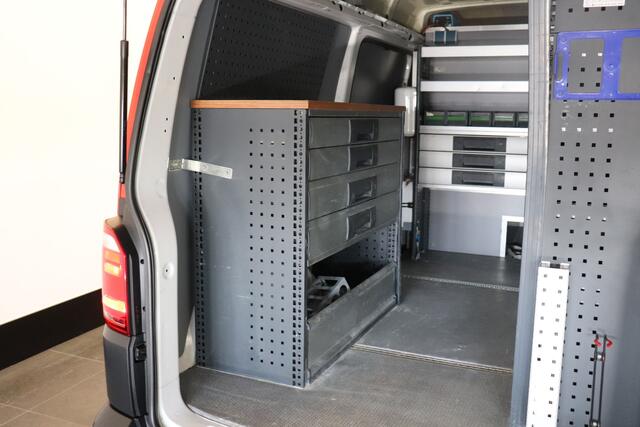 Volkswagen TRANSPORTER 2.0 TSI 150PK L2H2 Benzine 2x schuifdeur - Airco - Camera - Trekhaak - ¤19.900,- Excl.
