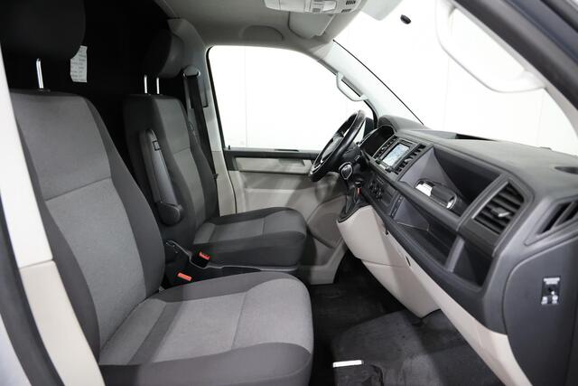 Volkswagen TRANSPORTER 2.0 TDI L2H1 LANG DSG AUTOMAAT NAVI Highline
