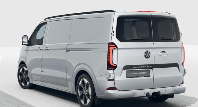 Volkswagen TRANSPORTER L2H1 PHEV 2.5 eHybrid 233pk 16,5kWh Automaat Signature-Edition