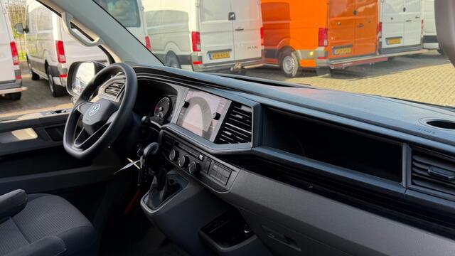 Volkswagen TRANSPORTER 2.0 TDI 110KW 150PK L2H1 EURO 6 AUTOMAAT AIRCO/ NAVIGATIE/ CRUISE CONTROL/ SORTIMO INRICHTING/ 100% DEALERONDERHOUDEN