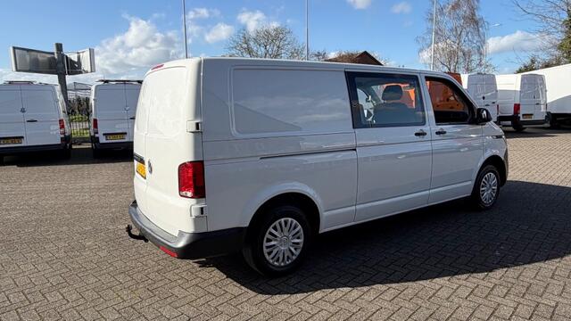 Volkswagen TRANSPORTER 2.0 TDI 81KW 110PK L2H1 DC DUBBELE CABINE EURO 6 AIRCO/ NAVIGATIE/ CRUISE CONTROL/ 100% DEALERONDERHOUDEN