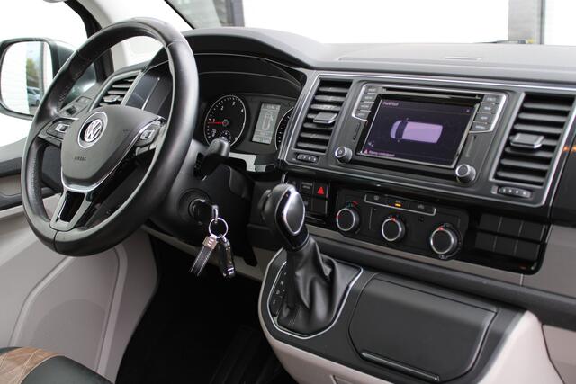 Volkswagen TRANSPORTER 2.0 TDI Aut / Lang / DC / Highline / 2x Schuifdeur / Leer / Navi / Vol Opties / Nette Staat.