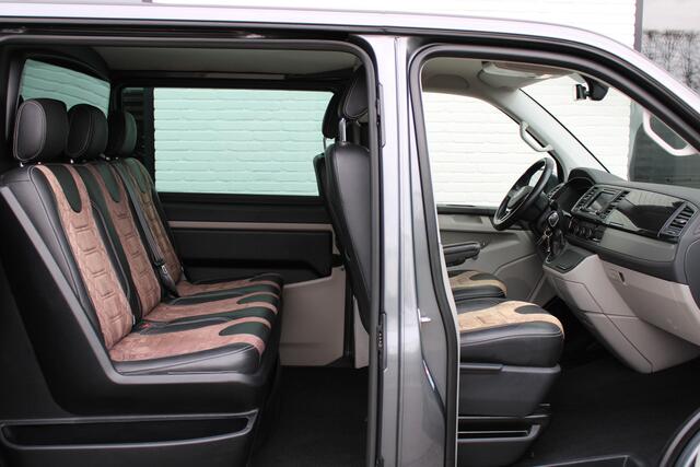 Volkswagen TRANSPORTER 2.0 TDI Aut / Lang / DC / Highline / 2x Schuifdeur / Leer / Navi / Vol Opties / Nette Staat.