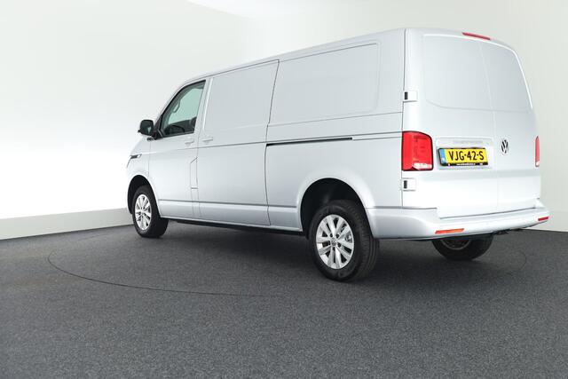 Volkswagen TRANSPORTER 2.0 TDI 150pk DSG L2H1 28 Schuifdeur L+R Stoelverwarming Navigatie ACC Parkeersensoren
