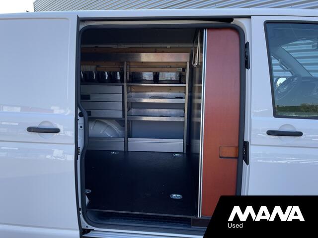 Volkswagen TRANSPORTER 2.0 TDI L1H1 Trekhaak Cruise Carplay Sensoren