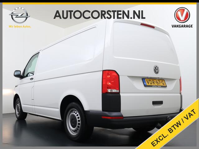 Volkswagen TRANSPORTER 2.0TDI 150PK Automaat L1H1 28 3-Persoons Euro 6 Trekhaak Navi* Apple Carplay Android Auto Airco Cruise Control Pdc Comfortline Betonplex Vloer Lat om Lat Wandbetimmering Schuifdeur 2.500KG Trekgewicht 1e Eigenaar Origineel Nederlandse Bestelbus