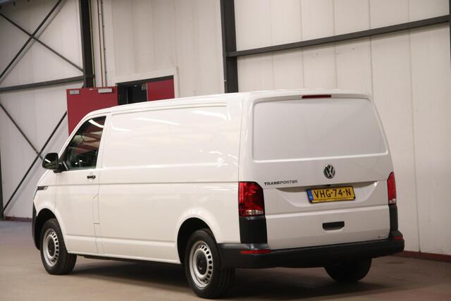 Volkswagen TRANSPORTER 2.0 TDI L2H1 LANG EURO 6 ACHTERUITRIJCAMERA Volkswagen Transporter 2.0 TDI L2H1 EURO 6 ACHTERUITRIJCAMERA