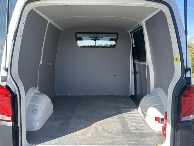 Volkswagen TRANSPORTER 2.0 TDI / L1H1 / 1e EIG. / CAMERA / CRUISE / AIRCO / ACHTERKLEP / APPLE CARPLAY / ANDROID AUTO