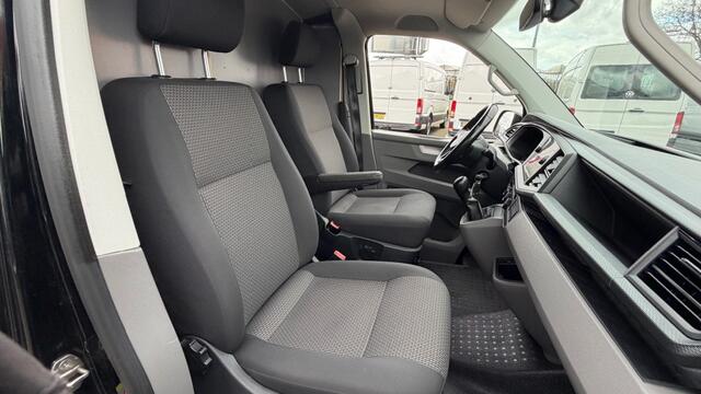 Volkswagen TRANSPORTER 2.0 TDI 110KW 150PK EURO 6 DSG AIRCO/ CRUISE CONTROL/ NAVIGATIE/ 100% DEALERONDERHOUDEN