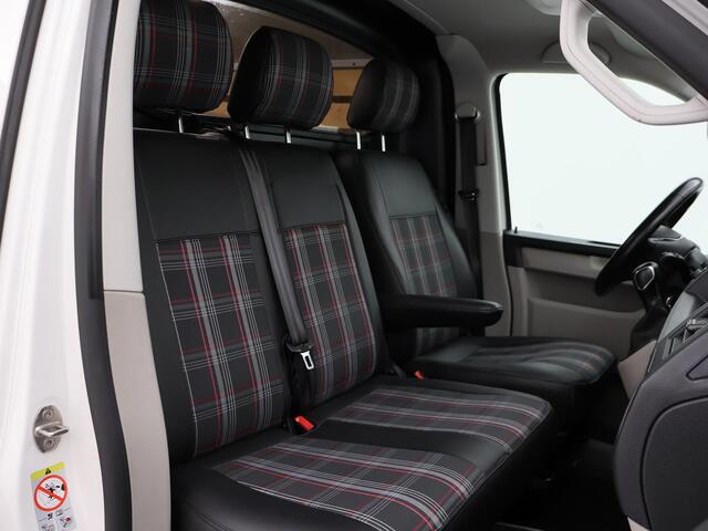 Volkswagen TRANSPORTER 2.0 TDI 150 PK DSG AUT. L1H1 HIGHLINE + CARPLAY | ADAPTIVE CRUISE | TREKHAAK | LMV