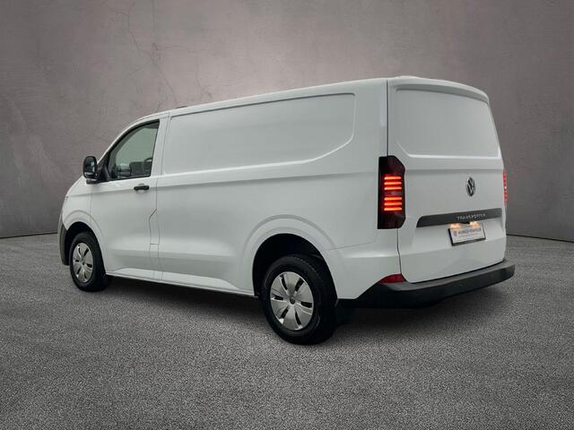 Volkswagen TRANSPORTER T7 2.0 TDI 150pk Automaat L1 Life | BPM-vrij | Bijrijdersbank | Cruise Control | Achteruitrijcamera | Navi (dmv AppleCarplay / AndroidAuto)