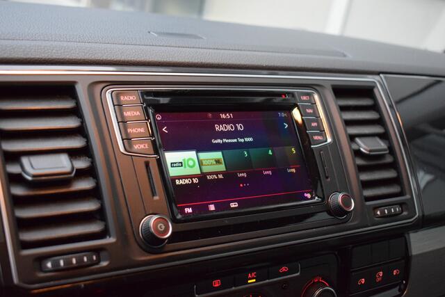 Volkswagen TRANSPORTER 2.0 TDI L2H1 DC Highline Leer | Automaat | Trekhaak |