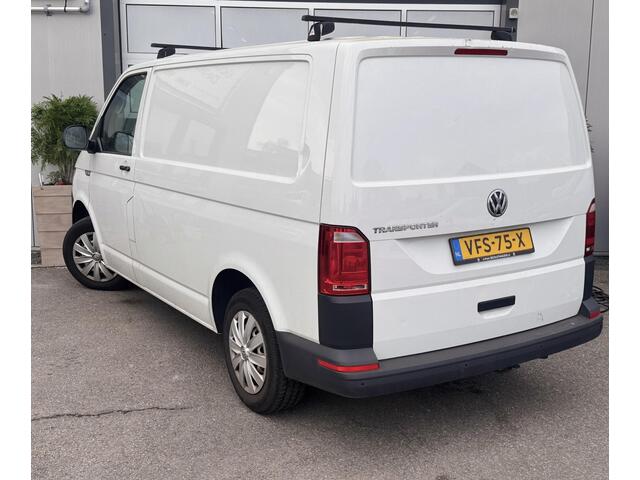 Volkswagen TRANSPORTER 2.0 TDI L1H1 Highline / EURO 6 / AIRCO /NAVI /
