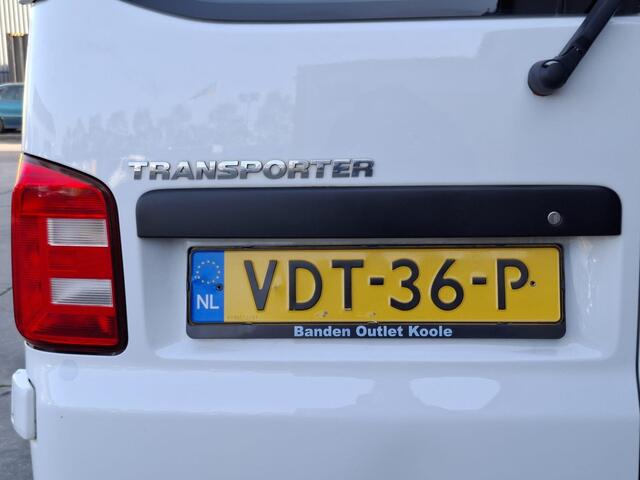Volkswagen TRANSPORTER 2.0 TDI L1H1 Highline AIRCO / TREKHAAK / 3 ZITS / EURO 6 / N.A.P